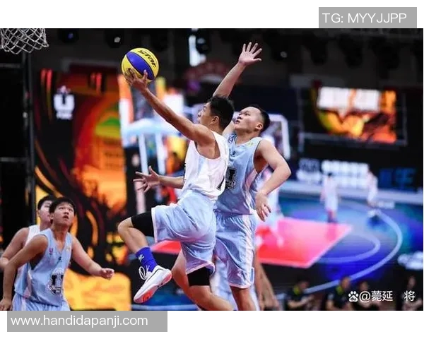 重庆篮球队的个人能力揭秘:从球员技术到团队协作的全方位分析 重庆篮球队的个人能力揭秘:从球员技术到团队协作的全方位分析