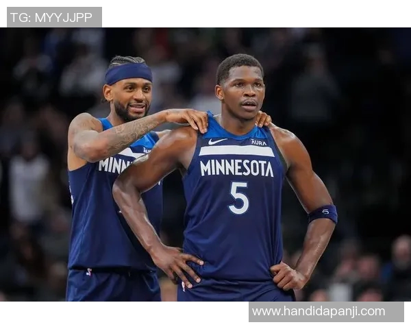 勇士对阵森林狼28场激战回顾与精彩瞬间分析