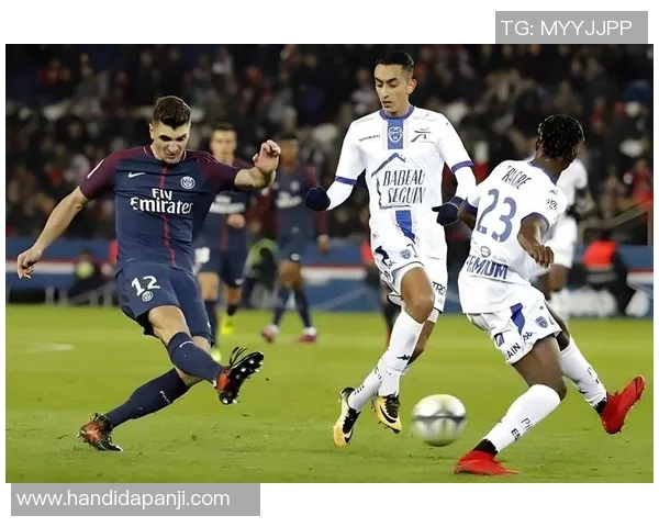 布雷斯主场迎战巴黎FC期待精彩对决与激烈竞争 布雷斯主场迎战巴黎FC期待精彩对决与激烈竞争