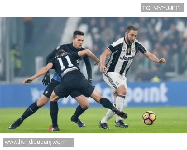 尤文图斯对亚特兰大比赛因恶劣天气原因被迫取消球迷期待落空 尤文图斯对亚特兰大比赛因恶劣天气原因被迫取消球迷期待落空