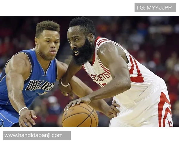 火箭队与黄蜂队激战正酣视频直播带你感受篮球魅力与精彩瞬间