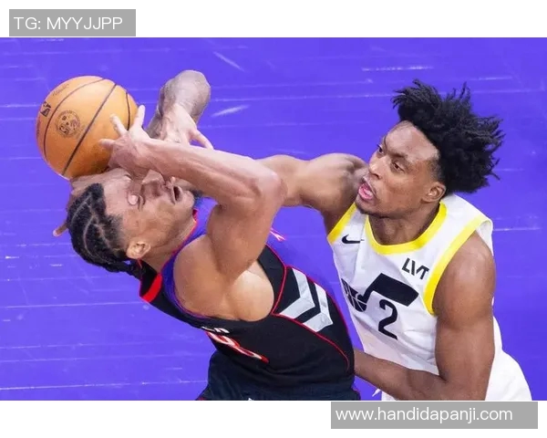 爵士与猛龙的激烈对决回顾16至17赛季精彩瞬间解析