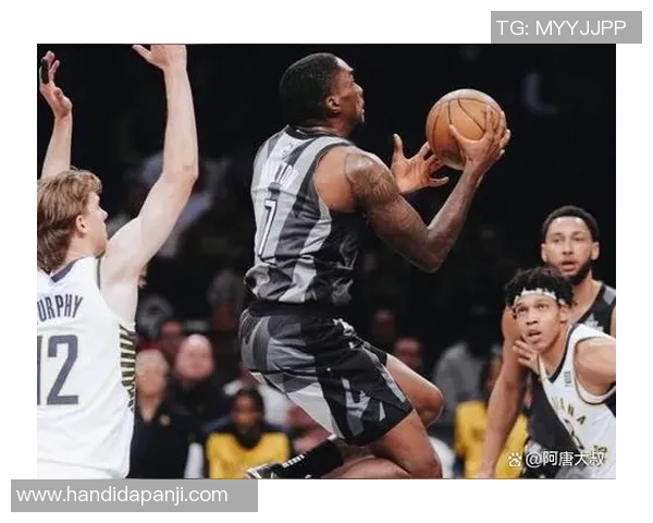 卡梅隆约翰逊如何在NBA赛场上展现出色的篮球才华与领导能力