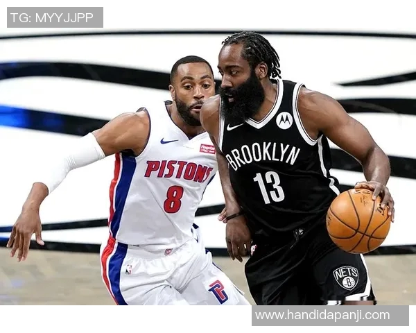 篮网对决老鹰哈登展现绝佳状态引领球队争夺季后赛席位