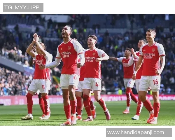 阿森纳与曼联全场精彩对决回顾及赛后分析