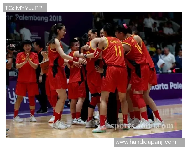 女篮迎战朝韩联队全力以赴力争胜利展现拼搏精神