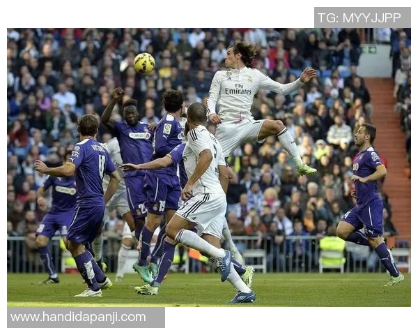 巴黎对阵皇马的精彩对决全程回顾与分析