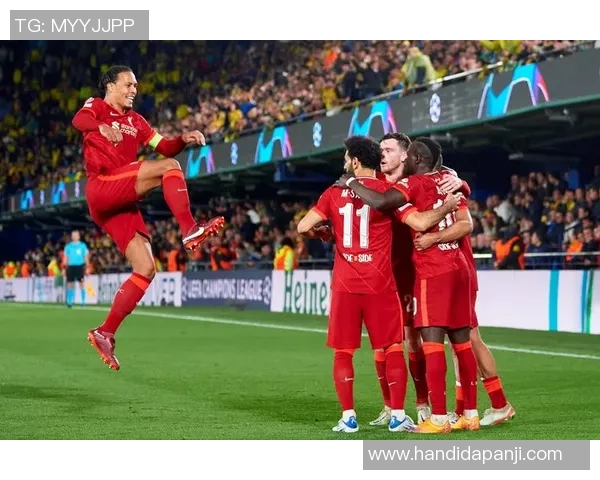 斯达与莫尔德激战正酣争夺欧战资格赛关键胜利